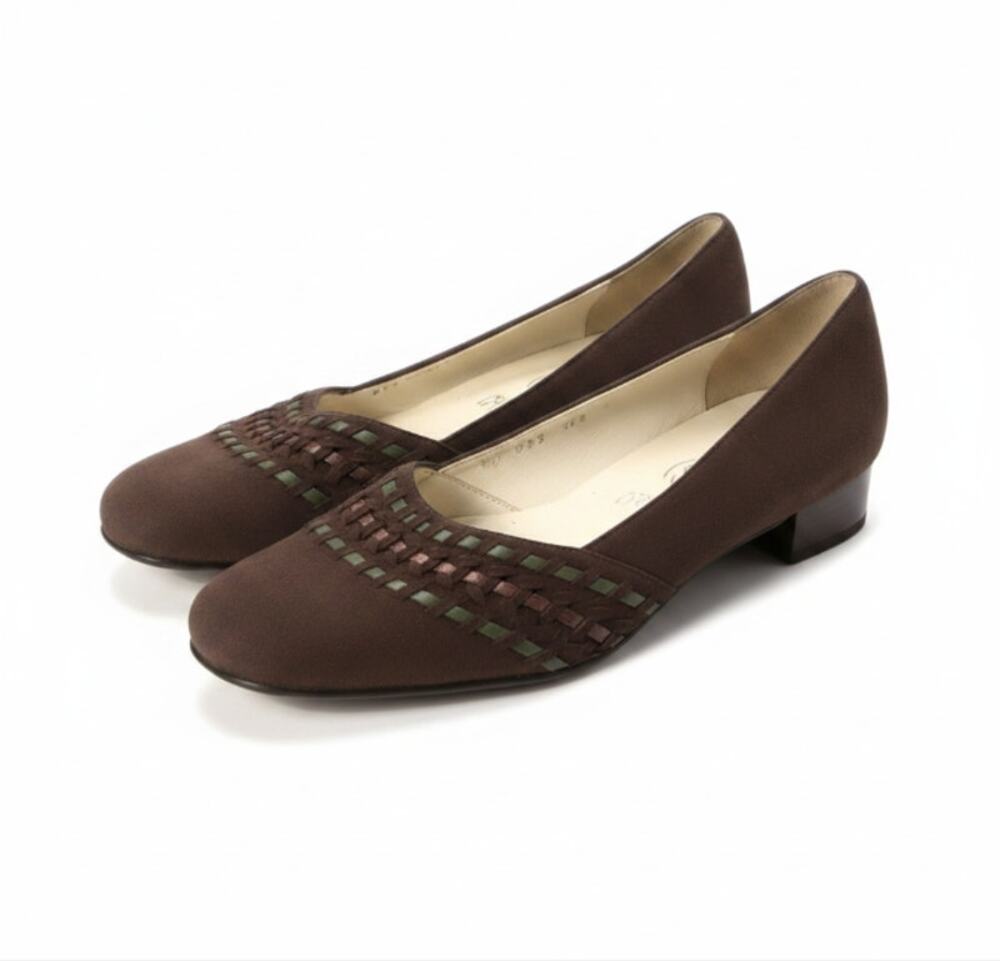 SALVATORE FERRAGAMO Suede Woven Flats Sz 8B Brown Classic Timeless Made In Italy